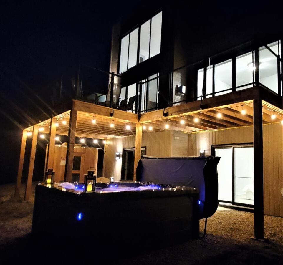 La ConceptionChalet Serenity - Mont Tremblant Ski - Spa Sauna Wifi Tv Privet Chic Modern House别墅 外观 照片